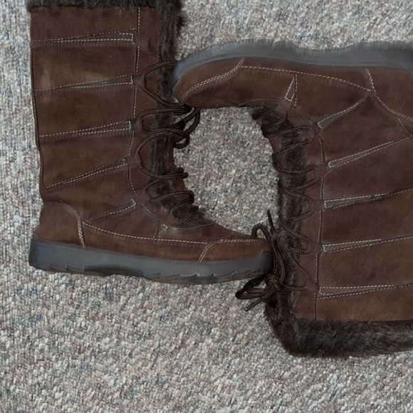 Brown Fur-Lined Lace-Up Boots - Picture 1 of 4